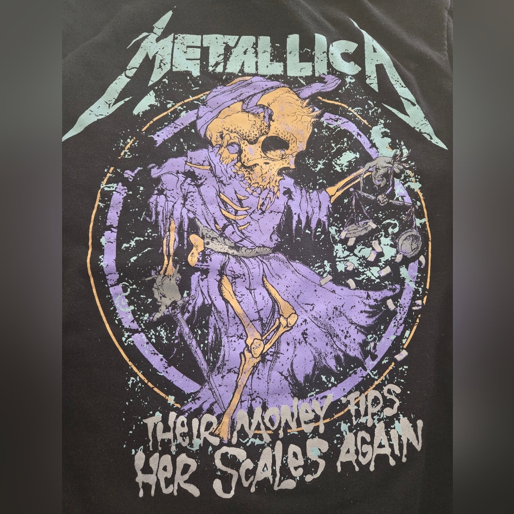 Metallica Black Graphic Hooded Sweatshirt with Purple Skull Design - Picture 5 of 5